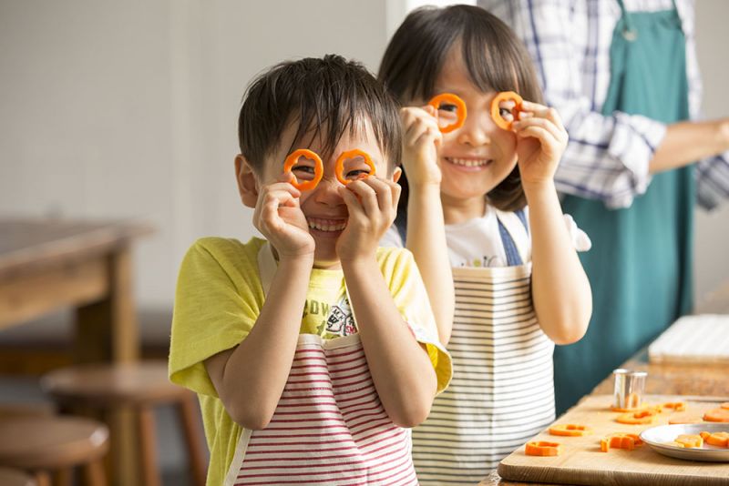 cha mẹ Nhật khích lệ con thế nào?